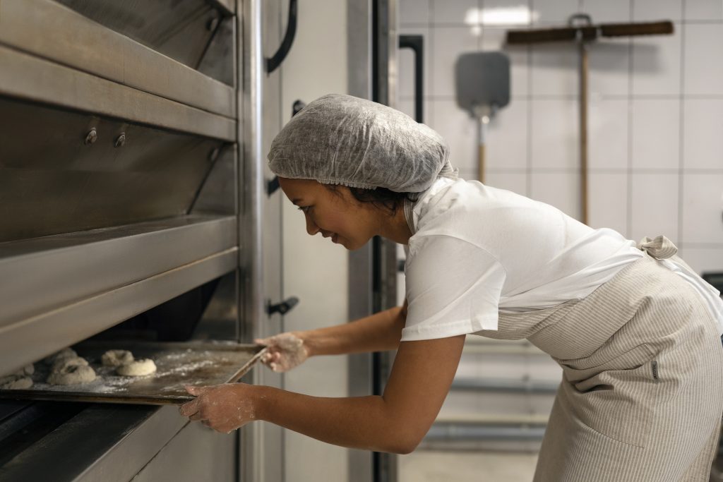 mesin produksi makanan