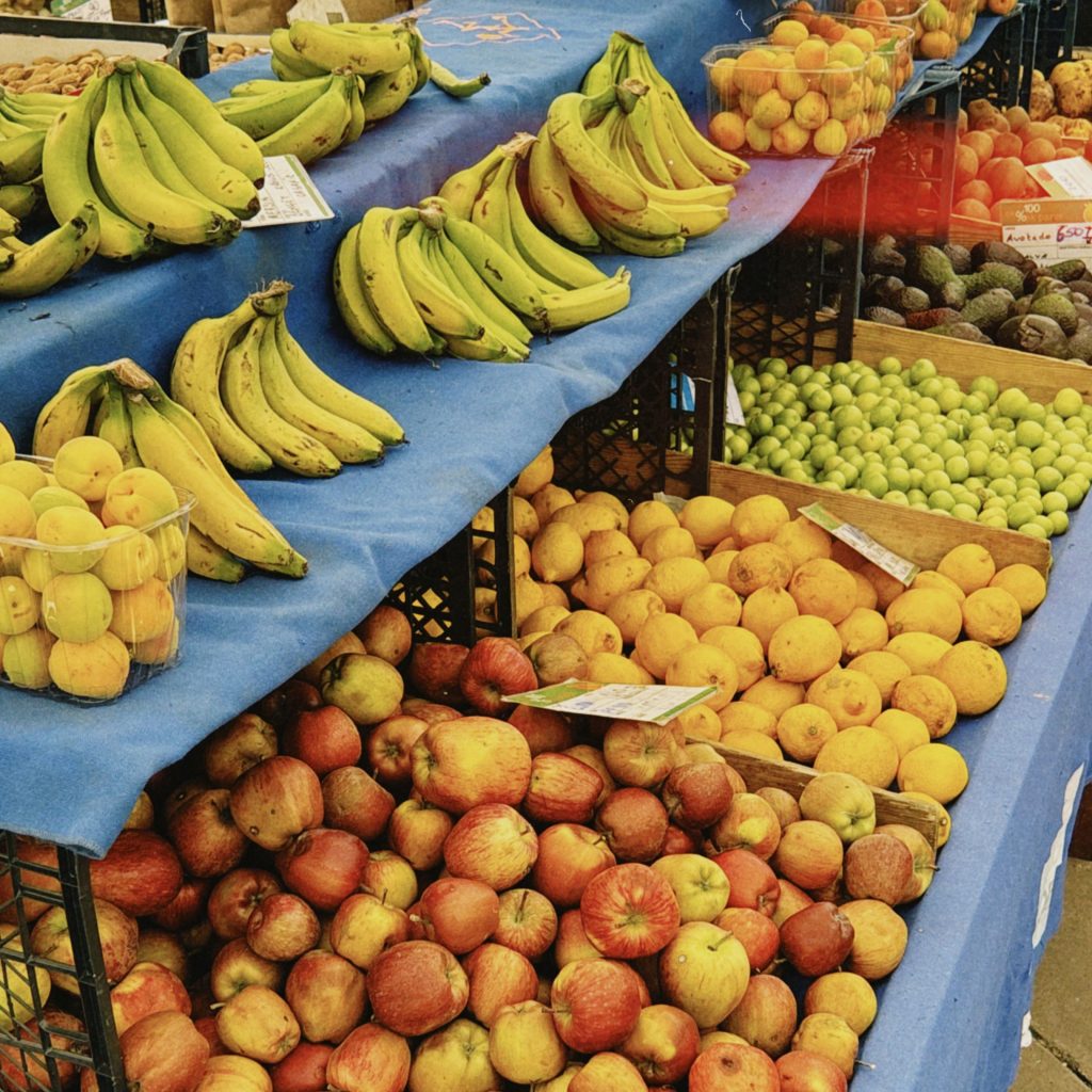 fresh fruit supplier