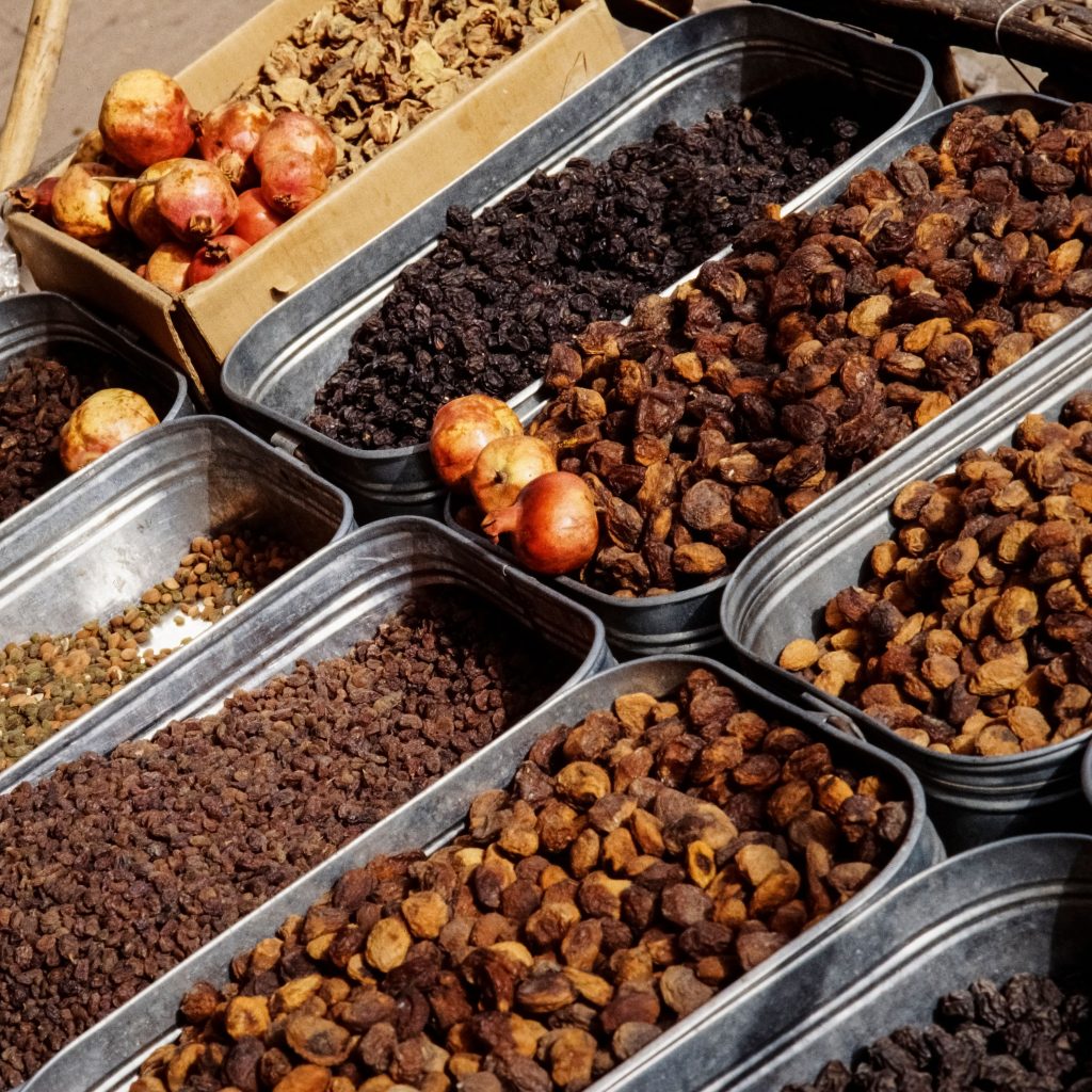 distributor buah kering